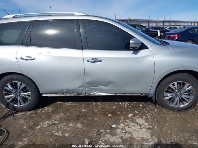 2017 NISSAN PATHFINDER SL VIN: 5N1DR2MNXHC601169