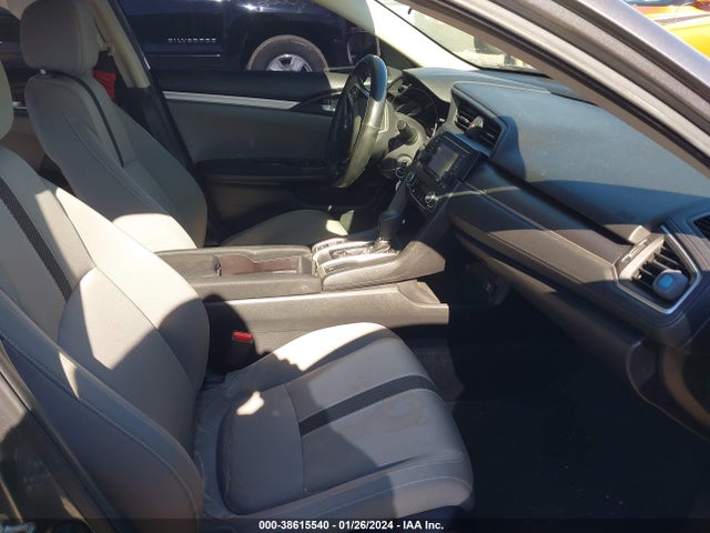 2017 HONDA CIVIC LX VIN: 2HGFC2F51HH552292
