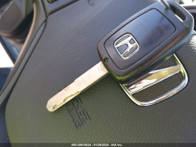 2HKRM4H3XFH635580 Honda CR-V LX