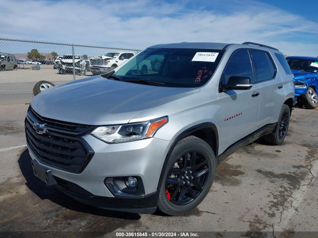 Chevrolet Traverse Premier 2019 1GNERKKWXKJ193562 Image 2
