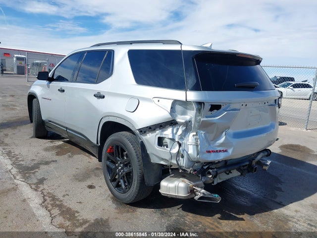 Chevrolet Traverse Premier 2019 1GNERKKWXKJ193562 Image 3