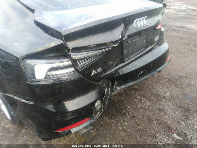 WAUFNCF54JA070769 Audi A5 2.0t Premium