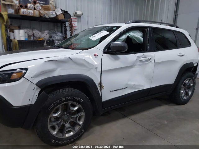1C4PJMBX6KD469392 Jeep Cherokee Trailhawk 4x4