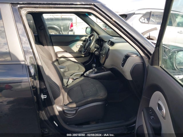 KIA SOUL + 2017 KNDJP3A55H7419007 Image 5