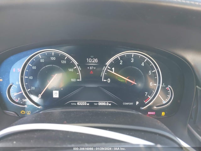 WBA7F0C5XJGM23940 BMW 750i