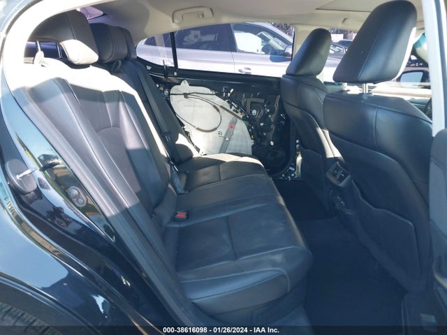 58AD21B15LU010578 Lexus ES 300H