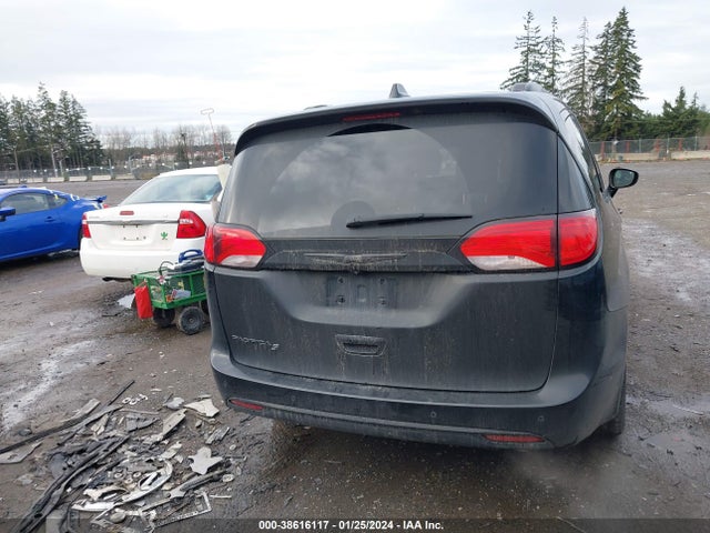 Chrysler Pacifica Touring L 2018 2C4RC1BG8JR182682 Image 16