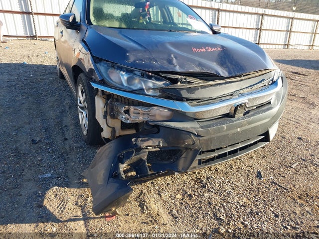 Honda Civic Lx 2018 19XFC2F53JE008943 Image 11
