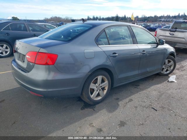 3VWLL7AJ0EM396243 Volkswagen Jetta 2.0l Tdi