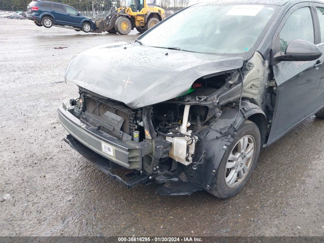 Chevrolet Sonic Lt Auto 2016 1G1JC6SG5G4146253 Image 6