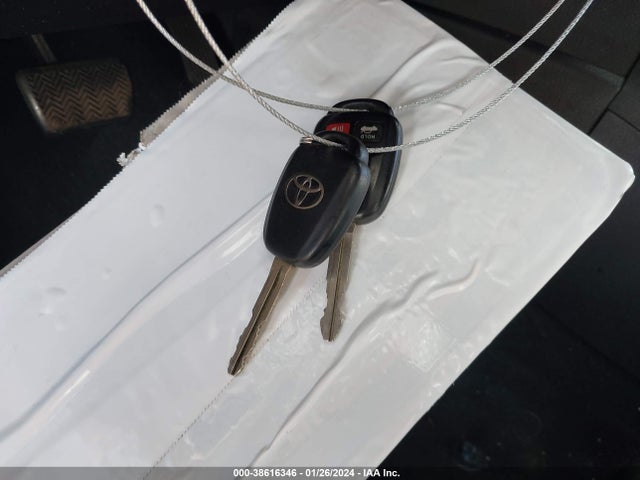 Toyota COROLLA LE 2017 5YFBURHEXHP582756 Image 11
