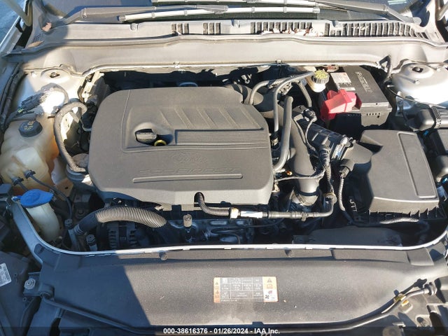 3FA6P0HD1GR124386 Ford FUSION SE