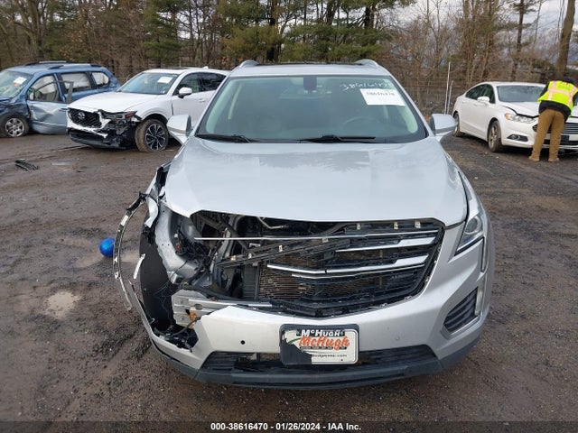 1GYKNDRS8HZ182957 Cadillac XT5 LUXURY