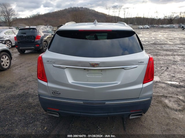 1GYKNDRS8HZ182957 Cadillac XT5 LUXURY