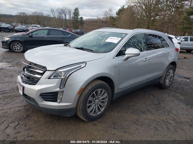 1GYKNDRS8HZ182957 Cadillac XT5 LUXURY