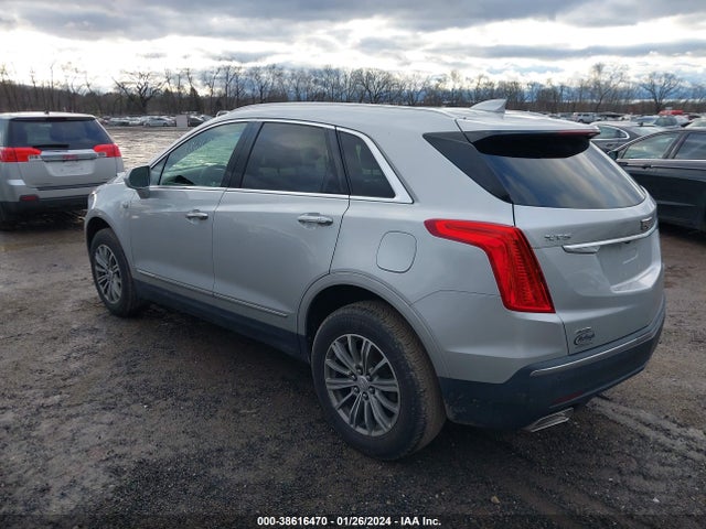 1GYKNDRS8HZ182957 Cadillac XT5 LUXURY