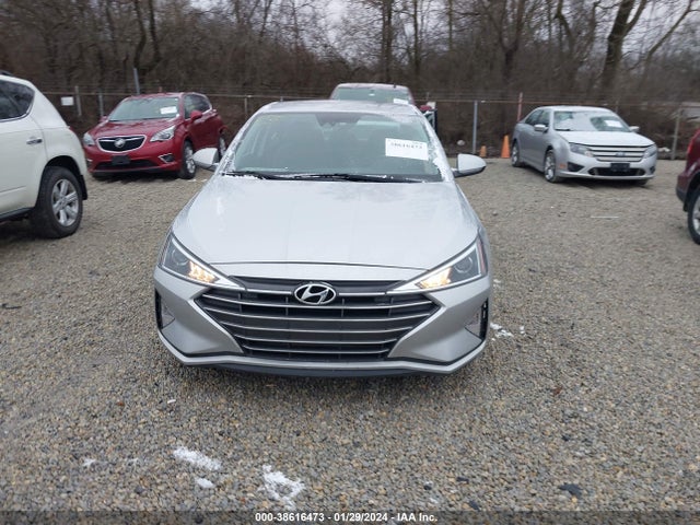 2020 HYUNDAI ELANTRA SE VIN: 5NPD74LF4LH511416