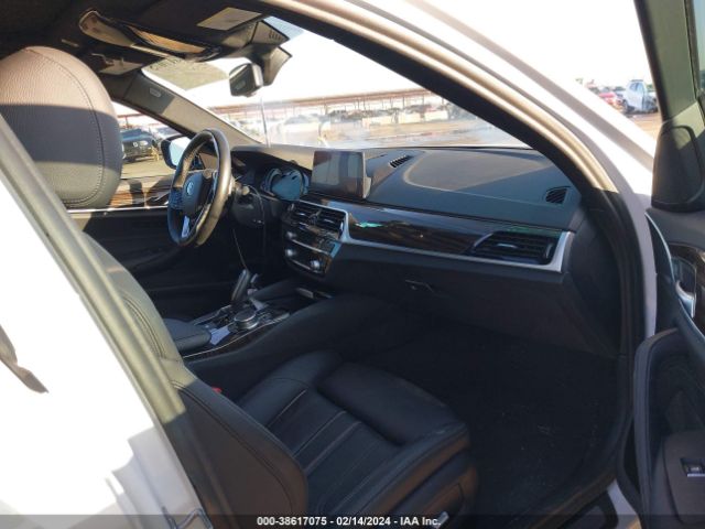 WBAJE5C59KG919920 BMW 540I