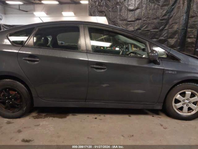 JTDKN3DU9E1751883 Toyota Prius Two