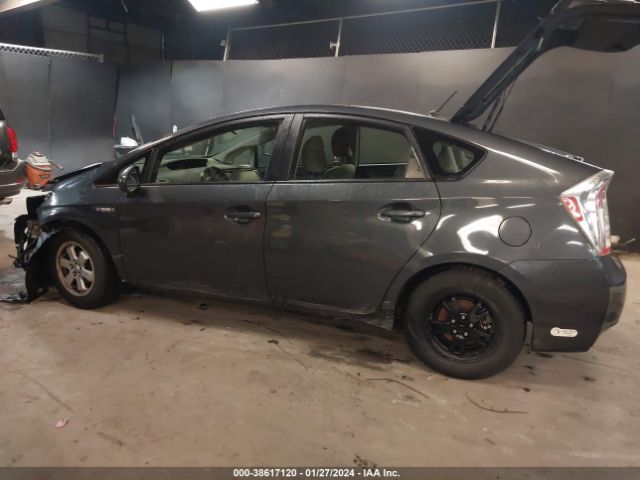 JTDKN3DU9E1751883 Toyota Prius Two