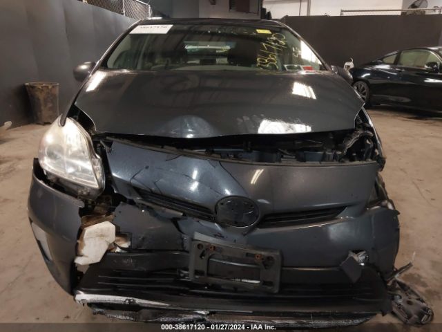 JTDKN3DU9E1751883 Toyota Prius Two