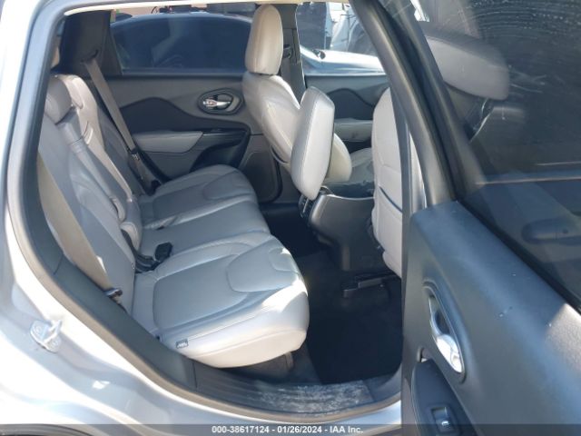 1C4PJMCB4EW227499 Jeep Cherokee Latitude
