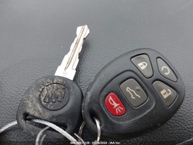 Buick Enclave Leather 2017 5GAKRBKD1HJ256164 Image 11