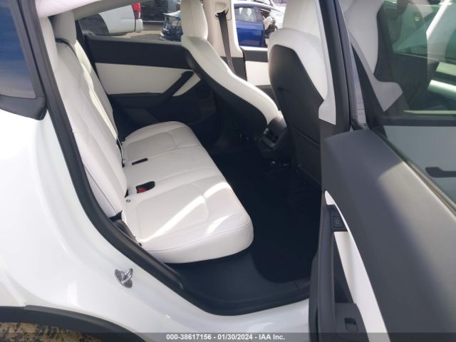 5YJYGDED0MF163000 Tesla Model Y Standard Range Rear-wheel Drive