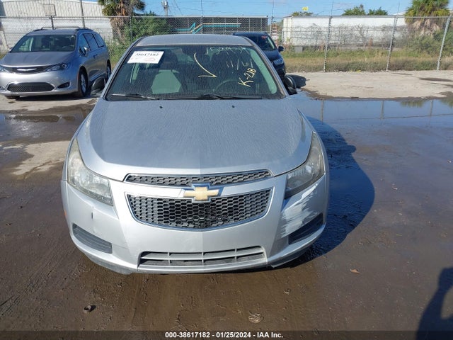 Chevrolet Cruze Ls Auto 2014 1G1PA5SH7E7159939 Image 6