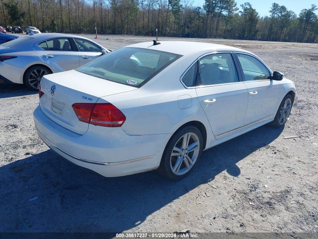 1VWBS7A3XFC041700 Volkswagen Passat 1.8t Se