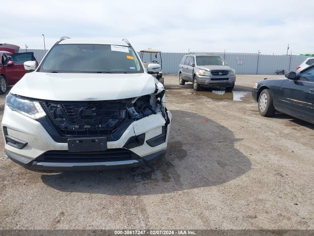 Nissan ROGUE SV 2018 5N1AT2MT0JC812549 Image 6