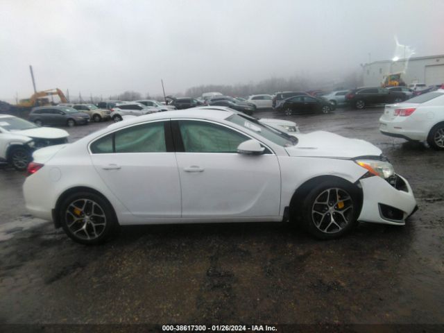 2G4GL5EXXH9119325 Buick Regal Turbo Sport Touring