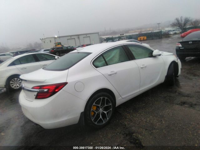 2G4GL5EXXH9119325 Buick Regal Turbo Sport Touring