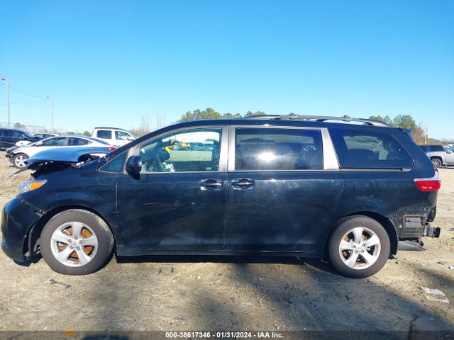 Toyota Sienna Le 8 Passenger 2015 5TDKK3DC3FS573411 Image 15