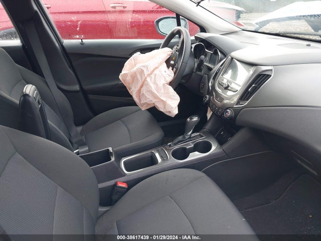 Chevrolet Cruze Lt Auto 2018 1G1BE5SM3J7103910 Image 5