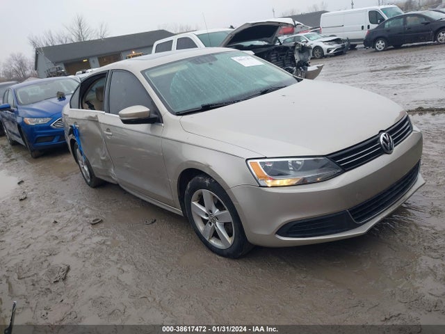 2014 3VWLL7AJ1EM206305 main image