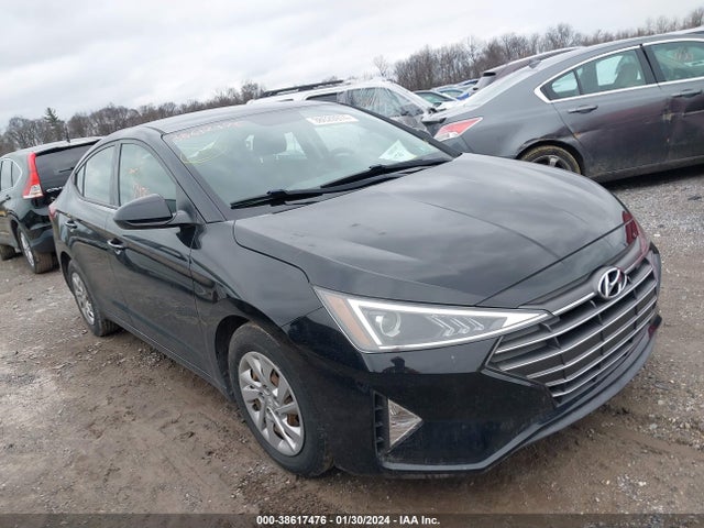 2019 5NPD74LF0KH412459 main image