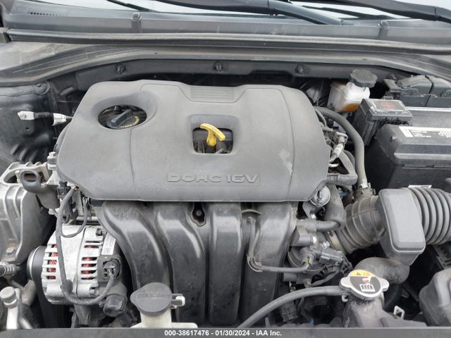 Hyundai ELANTRA SE 2019 5NPD74LF0KH412459 Image 10