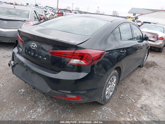 Hyundai ELANTRA SE 2019 5NPD74LF0KH412459 Image 4
