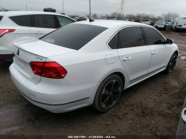 2012 VOLKSWAGEN PASSAT 1VWBN7A39CC109083 Photo 3