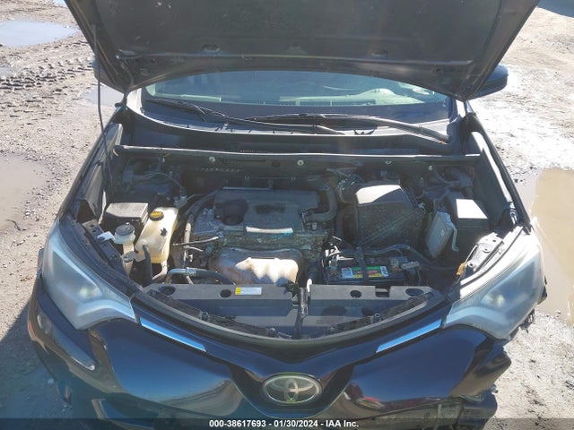 Toyota RAV4 LE 2017 2T3ZFREV4HW327605 Image 10