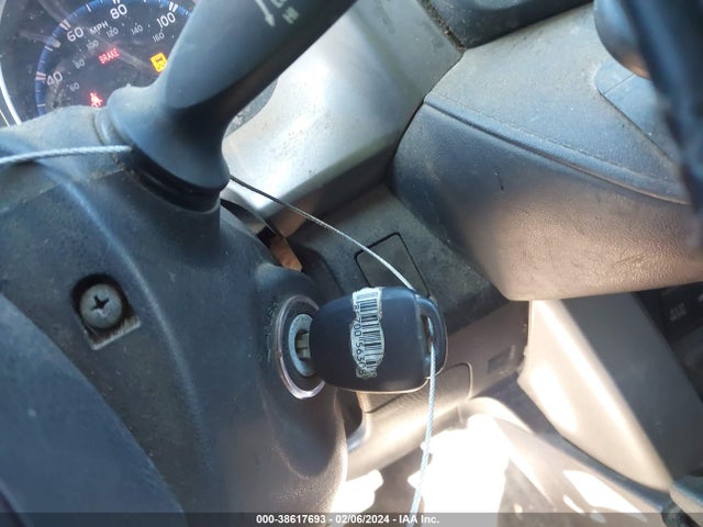 Toyota RAV4 LE 2017 2T3ZFREV4HW327605 Image 11
