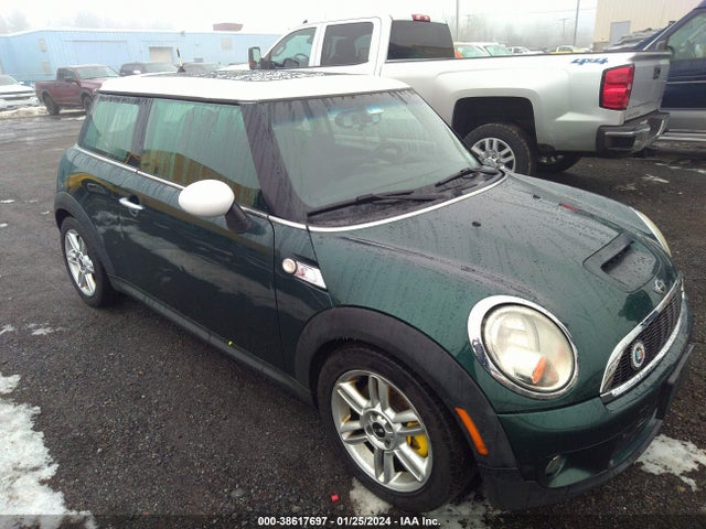 2010 MINI COOPER S WMWMF7C55ATW89563 Photo 0
