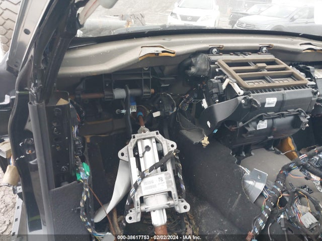 2017 JAGUAR F-TYPE SAJWJ6BV6H8K38971 Photo 6