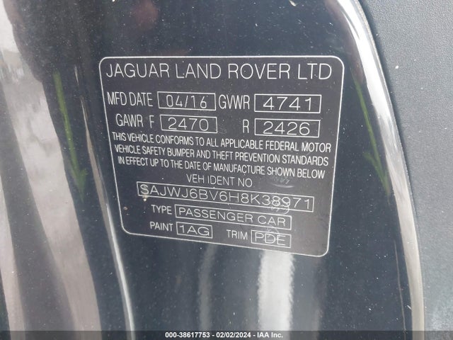 2017 JAGUAR F-TYPE SAJWJ6BV6H8K38971 Photo 8