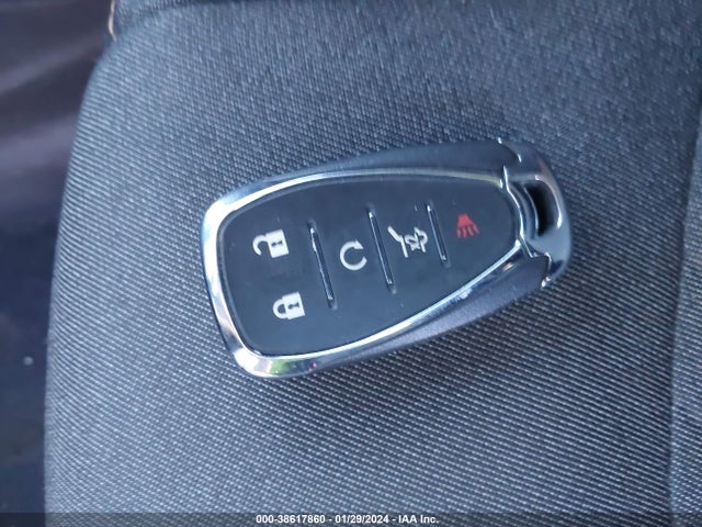 2018 CHEVROLET EQUINOX LT VIN: 3GNAXJEV1JS556345