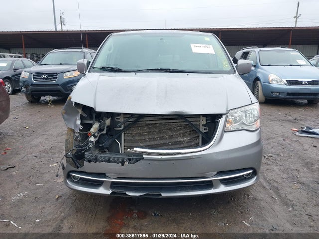 Продажа на аукционе авто 2015 Chrysler Town & Country Touring, vin: 2C4RC1BG1FR595731, номер лота: 38617895
