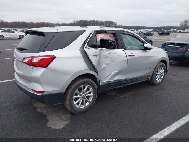 Chevrolet EQUINOX LT 2019 2GNAXKEVOK6304219 Image 4