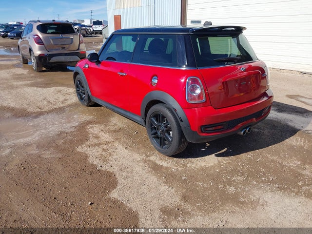 2013 MINI HARDTOP WMWSV3C55DT394678 Photo 2