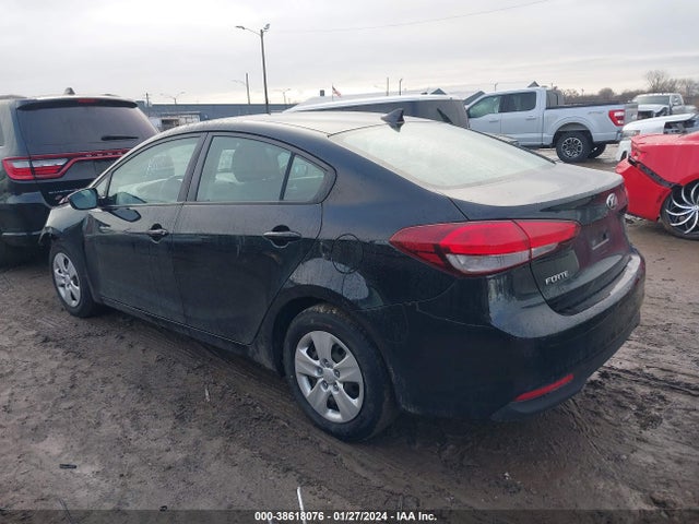 KIA FORTE LX 2017 3KPFK4A71HE086879 Image 3